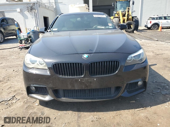 2013 BMW 5 Series 535i with VIN WBAFR7C54DC827808, listed as a Copart auction lot 61285525 with 120,274 mi miles and Salvage title. Bid and sale history available at DreamBid. Image 5.