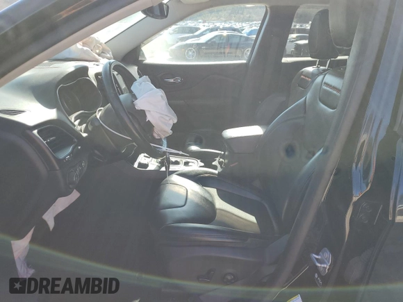 2021 Jeep Cherokee Trailhawk with VIN 1C4PJMBX6MD110109, listed as a Copart auction lot 45343445 with 93,124 mi miles and Salvage title. Bid and sale history available at DreamBid. Image 7.