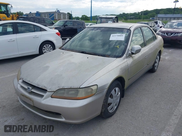 1999 Honda Accord LX with VIN JHMCG5642XC003361, listed as a IAAI auction lot 42270009 with 160,706 mi miles and . Bid and sale history available at DreamBid. Image 2.