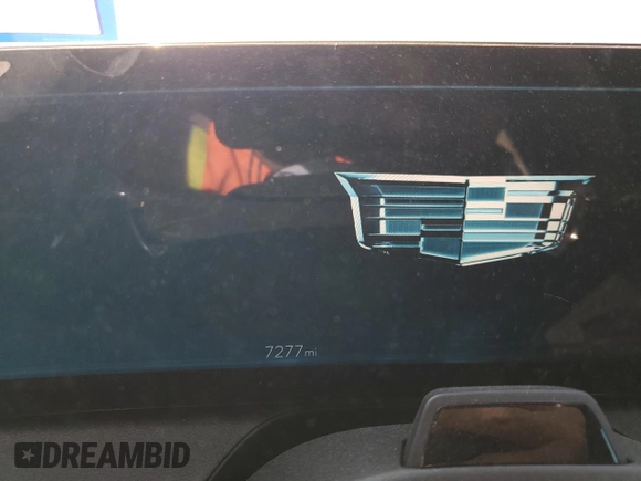 2025 Cadillac CT5 Sport with VIN 1G6DP5RK9S0112073, listed as a Copart auction lot 49506065 with 7,277 mi miles and Salvage title. Bid and sale history available at DreamBid. Image 9.