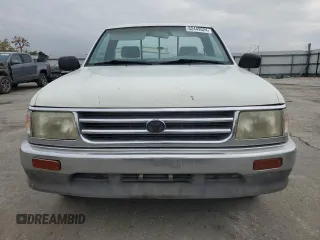 1997 Toyota T100 with VIN JT4JM11D9V0019752, listed as a Copart auction lot 82449524 with 279,981 mi miles and Salvage Title. Bid and sale history available at DreamBid. Image 5.