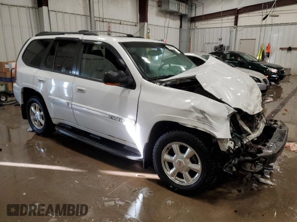 2003 GMC Envoy SLE with VIN 1GKDT13S932293972, listed as a Copart auction lot 45698505 with Not Provided miles and Non Repairable. Bid and sale history available at carsss.com. Image 4.