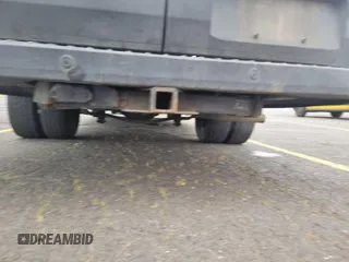 2020 Ford Transit Cargo z VIN 1FTBF4UG0LKB26146, wystawiony jako IAAI lot #42789886 z przebiegiem 137 541 mil mil oraz . Historia ofert i sprzedaży dostępna na DreamBid. Obrazek 31.