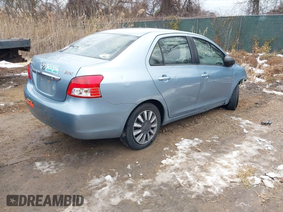 2009 Toyota Yaris z VIN JTDBT903391314800, wystawiony jako IAAI lot #41341594 z przebiegiem 119 610 mil mil oraz . Historia ofert i sprzedaży dostępna na DreamBid. Obrazek 4.