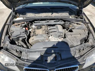 2009 BMW 1 Series 128i with VIN WBAUP93519VF48985, listed as a Copart auction lot 50715925 with 105,590 mi miles and Salvage title. Bid and sale history available at DreamBid. Image 11.