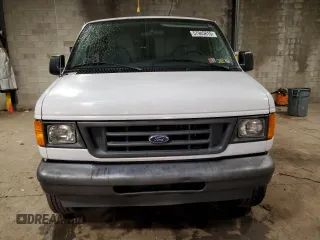 2004 Ford Econoline Cargo z VIN 1FTNE24LX4HA23218, wystawiony jako Copart lot #57945815 z przebiegiem 174 938 mil mil oraz Szkoda całkowita • Salvage title. Historia ofert i sprzedaży dostępna na DreamBid. Obrazek 5.