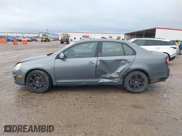 2010 Volkswagen Jetta S with VIN 3VWJX7AJ9AM021831, listed as a IAAI auction lot 41542725 with 183,503 mi miles and . Bid and sale history available at DreamBid. Image 14.