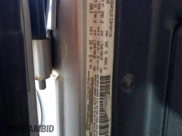 2006 Jeep Wrangler Rubicon with VIN 1J4FA69S26P734731, listed as a Copart auction lot 52009295 with 117,872 mi miles and Salvage title. Bid and sale history available at DreamBid. Image 12.