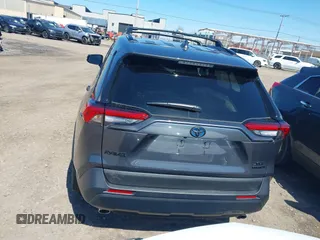 2024 Toyota RAV4 Hybrid XLE Premium with VIN 2T3B6RFVXRW082567, listed as a IAAI auction lot 42059419 with 3,039 mi miles. Bid and sale history available at carsss.com. Image 16.