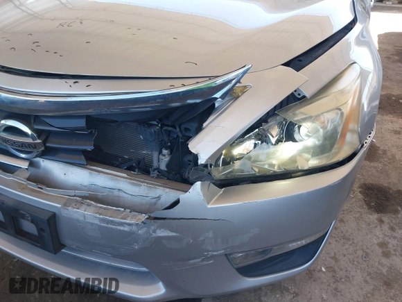 2015 Nissan Altima 2.5 SV with VIN 1N4AL3AP2FC146003, listed as a IAAI auction lot 41657030 with 127,489 mi miles. Bid and sale history available at carsss.com. Image 6.