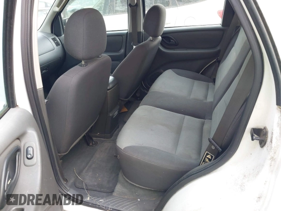 2003 Ford Escape XLS Popular with VIN 1FMYU021X3KC76123, listed as a IAAI auction lot 41844824 with 185,036 mi miles and . Bid and sale history available at DreamBid. Image 8.