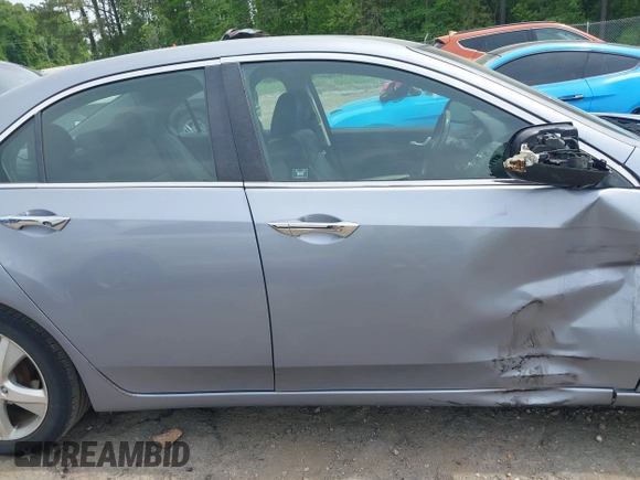 2011 Acura TSX z VIN JH4CU2F65BC001511, wystawiony jako IAAI lot #42098880 z przebiegiem 272 571 mil mil oraz . Historia ofert i sprzedaży dostępna na DreamBid. Obrazek 13.