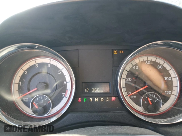 2016 Dodge Grand Caravan SXT with VIN 2C4RDGCG5GR374875, listed as a Copart auction lot 45921945 with 121,366 mi miles and Non Repairable. Bid and sale history available at carsss.com. Image 9.