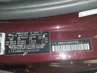 2017 Kia Sedona EX with VIN KNDMC5C1XH6292548, listed as a IAAI auction lot 41326653 with 121,491 mi miles. Bid and sale history available at carsss.com. Image 9.