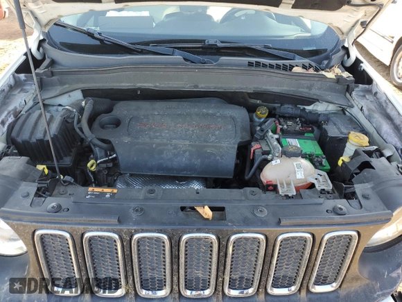 2015 Jeep Renegade Latitude with VIN ZACCJABT2FPB95321, listed as a Copart auction lot 47185875 with 117,714 mi miles and Salvage Title. Bid and sale history available at carsss.com. Image 11.
