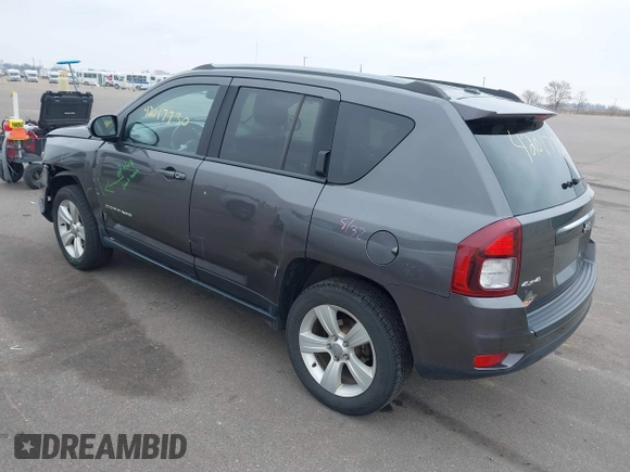 2016 Jeep Compass High Altitude z VIN 1C4NJDEB2GD685450, wystawiony jako IAAI lot #42017730 z przebiegiem 162 646 mil mil oraz . Historia ofert i sprzedaży dostępna na DreamBid. Obrazek 3.