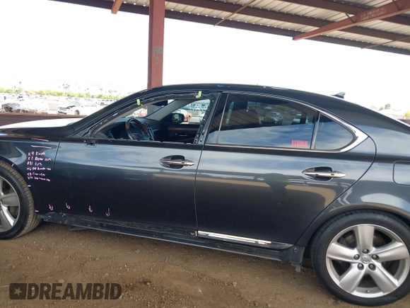 2011 Lexus LS 460 z VIN JTHBL5EF0B5108018, wystawiony jako IAAI lot #42066810 z przebiegiem 139 768 mil mil oraz . Historia ofert i sprzedaży dostępna na DreamBid. Obrazek 14.