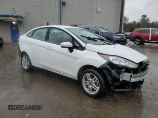 2019 Ford Fiesta SE with VIN 3FADP4BJ5KM139377, listed as a Copart auction lot 85241424 with 68,756 mi miles and Salvage Title. Bid and sale history available at carsss.com. Image 4.