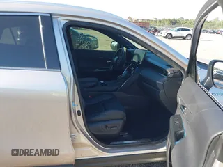 2021 Toyota Venza LE with VIN JTEAAAAH6MJ027243, listed as a IAAI auction lot 42054229 with 18,996 mi miles and . Bid and sale history available at DreamBid. Image 5.