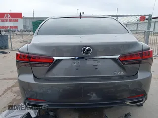 2022 Lexus LS with VIN JTHD51FF5N5015672, listed as a IAAI auction lot 41286408 with 30,047 mi miles. Bid and sale history available at carsss.com. Image 17.