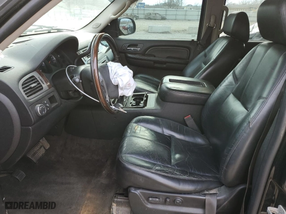 2008 GMC Yukon XL Denali with VIN 1GKFK66898J111886, listed as a Copart auction lot 49959375 with 194,483 mi miles and Non Repairable. Bid and sale history available at carsss.com. Image 7.