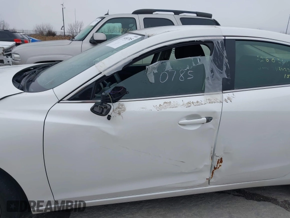 2015 Mazda Mazda6 i Sport with VIN JM1GJ1U68F1170884, listed as a IAAI auction lot 39229424 with 99,317 mi miles. Bid and sale history available at carsss.com. Image 6.