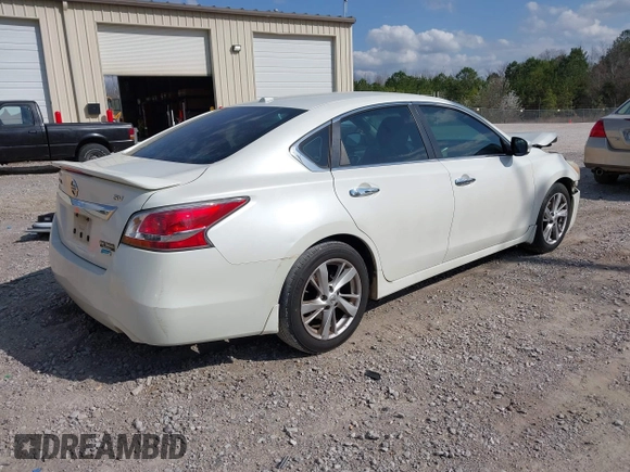 2014 Nissan Altima SV with VIN 1N4AL3AP1EC328418, listed as a IAAI auction lot 41800996 with 195,350 mi miles and . Bid and sale history available at DreamBid. Image 4.