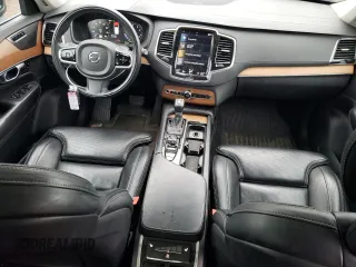 2020 Volvo XC90 Inscription z VIN YV4A221LXL1533035, wystawiony jako Copart lot #72531774 z przebiegiem 50 415 mil mil oraz Szkoda całkowita • Salvage title. Historia ofert i sprzedaży dostępna na DreamBid. Obrazek 8.