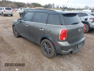 2014 MINI Countryman S with VIN WMWZC3C55EWT00349, listed as a IAAI auction lot 41738181 with 133,662 mi miles and . Bid and sale history available at DreamBid. Image 3.
