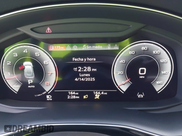 2025 Audi Q8 Premium Plus z VIN WA1EVBF18SD011370, wystawiony jako IAAI lot #42033326 z przebiegiem 164 mil mil oraz . Historia ofert i sprzedaży dostępna na DreamBid. Obrazek 7.
