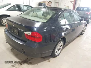 2008 BMW 3 Series 328xi with VIN WBAVC93518K037807, listed as a IAAI auction lot 42203483 with 161,491 mi miles and . Bid and sale history available at carsss.com. Image 4.