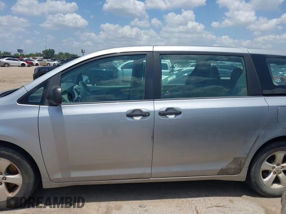 2013 Toyota Sienna L with VIN 5TDZK3DCXDS403672, listed as a IAAI auction lot 42843593 with 178,046 mi miles and . Bid and sale history available at DreamBid. Image 14.