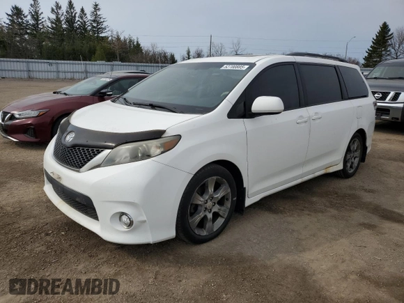 2011 Toyota Sienna SE with VIN 5TDXK3DC5BS030822, listed as a Copart auction lot 52700885 with 352,113 mi miles and Salvage title. Bid and sale history available at DreamBid. Image 1.