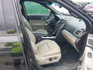 2014 Ford Explorer XLT with VIN 1FM5K7D86EGA68984, listed as a IAAI auction lot 41906742 with 145,292 mi miles and . Bid and sale history available at carsss.com. Image 5.