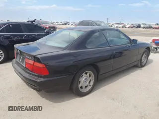 1995 BMW 8 Series z VIN WBAEF632XSCC89751, wystawiony jako Copart lot #76570934 z przebiegiem Nie podano mil oraz Nie do naprawy • Non repairable. Historia ofert i sprzedaży dostępna na DreamBid. Obrazek 3.