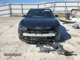 2024 Genesis GV60 z VIN KMUKEDSB1RU023189, wystawiony jako Copart lot #47434955 z przebiegiem 3 279 mil mil oraz Szkoda całkowita • Salvage title. Historia ofert i sprzedaży dostępna na DreamBid. Obrazek 5.