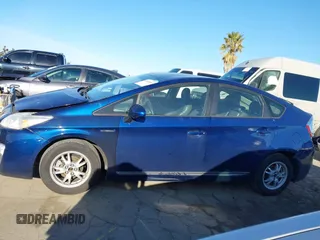 2011 Toyota Prius I with VIN JTDKN3DU3B0300305, listed as a IAAI auction lot 41830391 with 178,965 mi miles and . Bid and sale history available at DreamBid. Image 14.