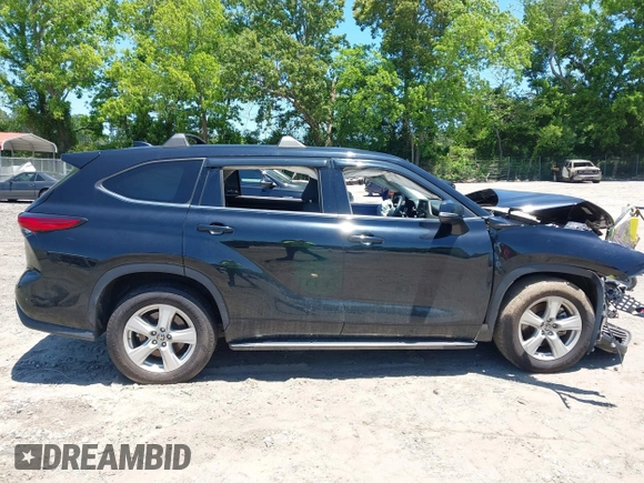2021 Toyota Highlander L with VIN 5TDZZRAHXMS526743, listed as a IAAI auction lot 42335813 with 79,000 mi miles and . Bid and sale history available at DreamBid. Image 13.