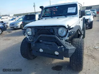 2018 Jeep Wrangler Unlimited Sport S with VIN 1C4HJXDG0JW205803, listed as a IAAI auction lot 41615097 with 1 mi miles. Bid and sale history available at carsss.com. Image 6.