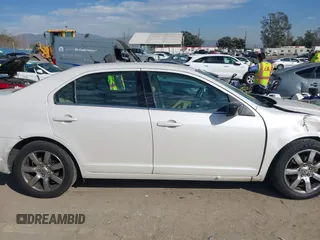 2010 Mercury Milan Premier with VIN 3MEHM0JAXAR616108, listed as a IAAI auction lot 41581286 with 63,534 mi miles and . Bid and sale history available at DreamBid. Image 13.