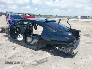 2019 Dodge Charger Scat Pack with VIN 2C3CDXGJ0KH635697, listed as a IAAI auction lot 41924121 with Not Provided miles and . Bid and sale history available at DreamBid. Image 3.
