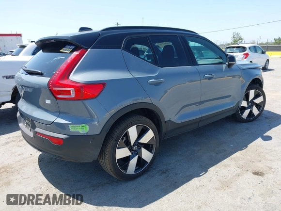2023 Volvo XC40 Ultimate с VIN YV4ED3UM9P2004004, выставлен на аукционе IAAI как лот 42518982 с пробегом 33 775 миль миль и . История ставок и продаж доступна на DreamBid. Изображение 4.