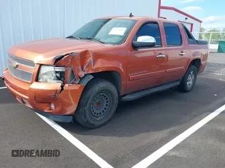 2007 Chevrolet Avalanche LTZ with VIN 3GNEC12J47G121507, listed as a IAAI auction lot 42073141 with Not provided miles and . Bid and sale history available at DreamBid. Image 2.