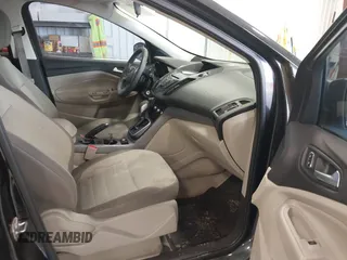 2014 Ford Escape SE with VIN 1FMCU0GX3EUA76540, listed as a IAAI auction lot 41905890 with 233,720 mi miles. Bid and sale history available at carsss.com. Image 5.
