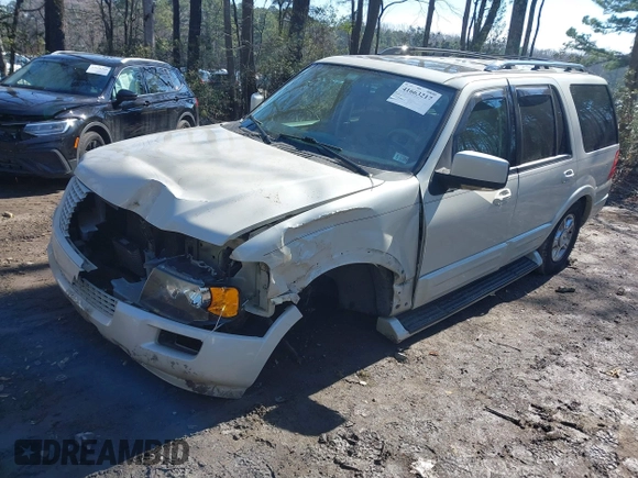 2006 Ford Expedition Limited with VIN 1FMFU19576LA66177, listed as a IAAI auction lot 41663217 with 166,118 mi miles. Bid and sale history available at carsss.com. Image 18.