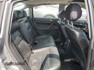 2003 Volkswagen Passat z VIN WVWPH63B83P389277, wystawiony jako Copart lot #66245594 z przebiegiem 108 579 mil mil oraz Szkoda całkowita • Salvage title. Historia ofert i sprzedaży dostępna na DreamBid. Obrazek 10.