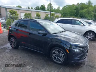 2023 Hyundai Kona N Line z VIN KM8K3CA37PU012526, wystawiony jako IAAI lot #42189272 z przebiegiem 64 309 mil mil oraz . Historia ofert i sprzedaży dostępna na DreamBid. Obrazek 1.