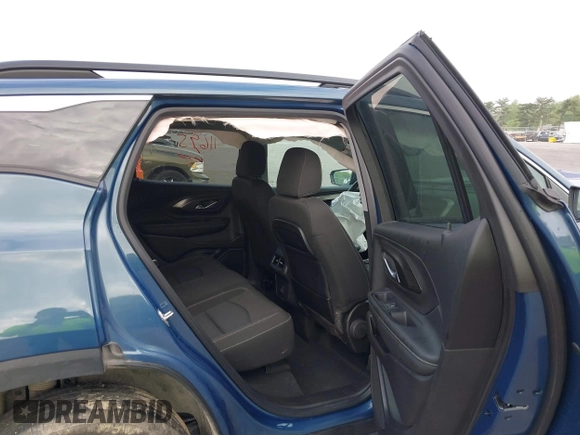2024 GMC Terrain SLE z VIN 3GKALMEG4RL249642, wystawiony jako IAAI lot #42248039 z przebiegiem 11 695 mil mil oraz . Historia ofert i sprzedaży dostępna na DreamBid. Obrazek 8.