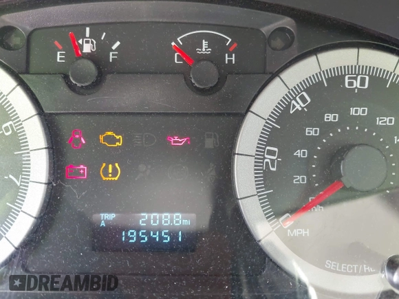 2009 Ford Escape XLS z VIN 1FMCU02799KA20370, wystawiony jako IAAI lot #42811109 z przebiegiem 195 451 mil mil oraz . Historia ofert i sprzedaży dostępna na DreamBid. Obrazek 7.