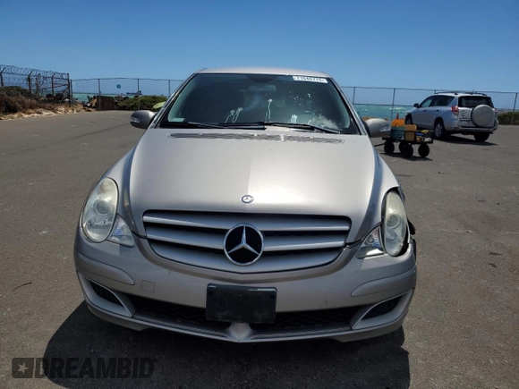 2006 Mercedes-Benz R 3.5L with VIN 4JGCB65EX6A023802, listed as a Copart auction lot 71640774 with 135,000 mi miles and Clean Title. Bid and sale history available at DreamBid. Image 5.